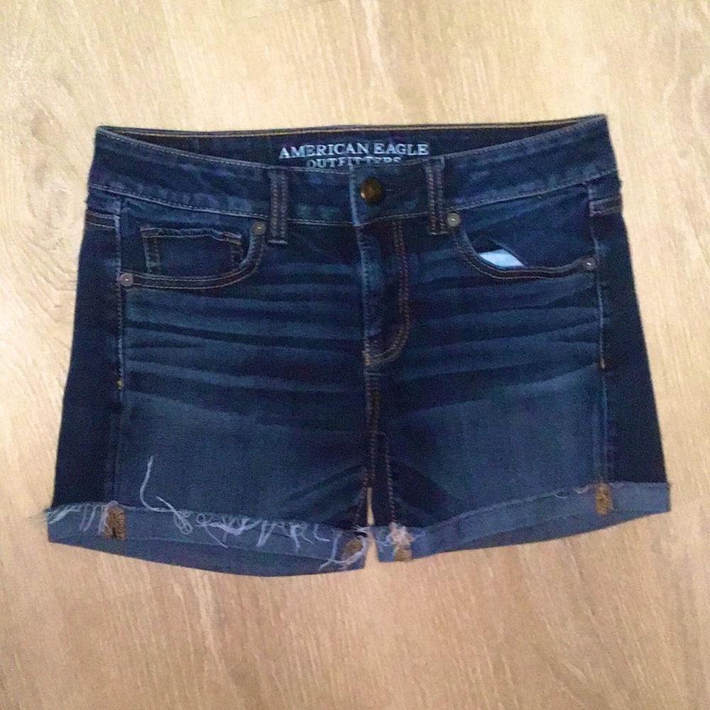 American Eagle Midi Super Stretch Jean Shorts Size 4